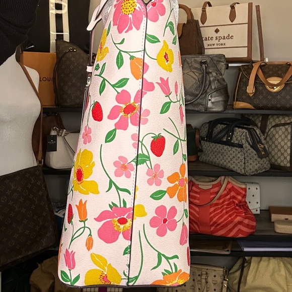Kate Spade KG752 Strawberry Garden Large Tote | Pink Multi Floral | NWT $399 - Picture 8 of 11